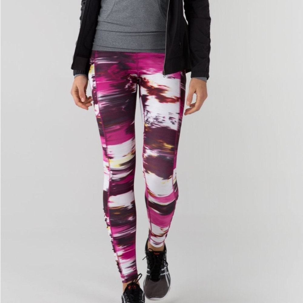 Lululemon Speed Tight‎ IV Full-On Luxtreme pigment wind berry rumble sz 4